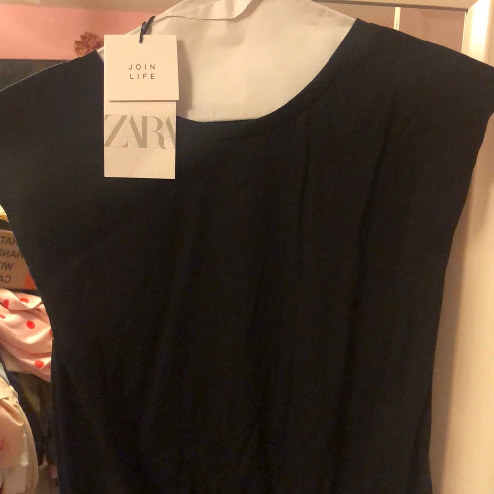NWT Zara Black Padded Muscle Tee